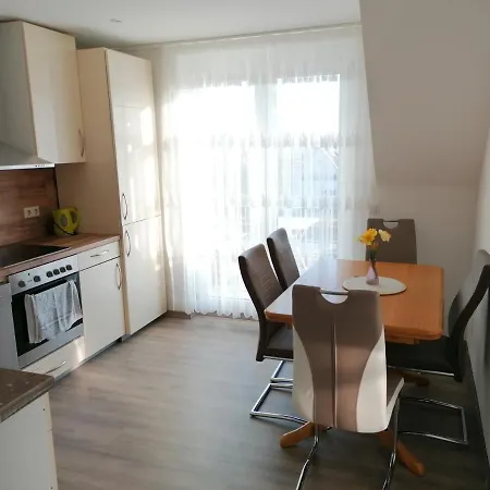 2. Mit Seeblick Apartment *
